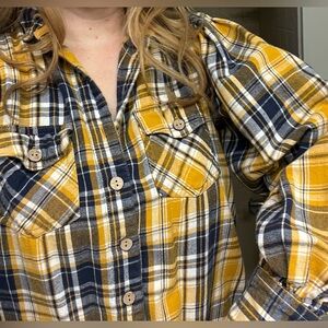 Zenana Yellow and Blue Plaid Button-Up Shirt Puff Sleeve Flannel S Small